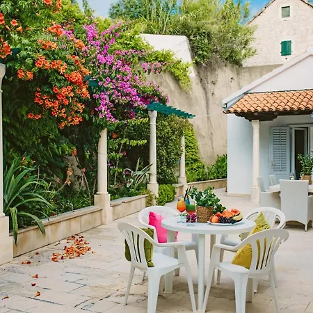 Villa Ardura - Island Holiday Residence **** Bol. Island Brac Exterior photo