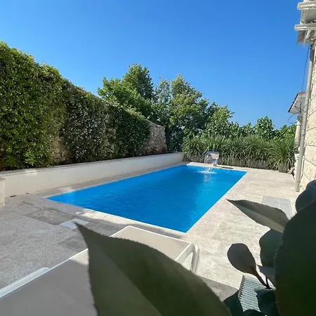 Villa Ardura - Island Holiday Residence **** Bol. Island Brac Exterior photo