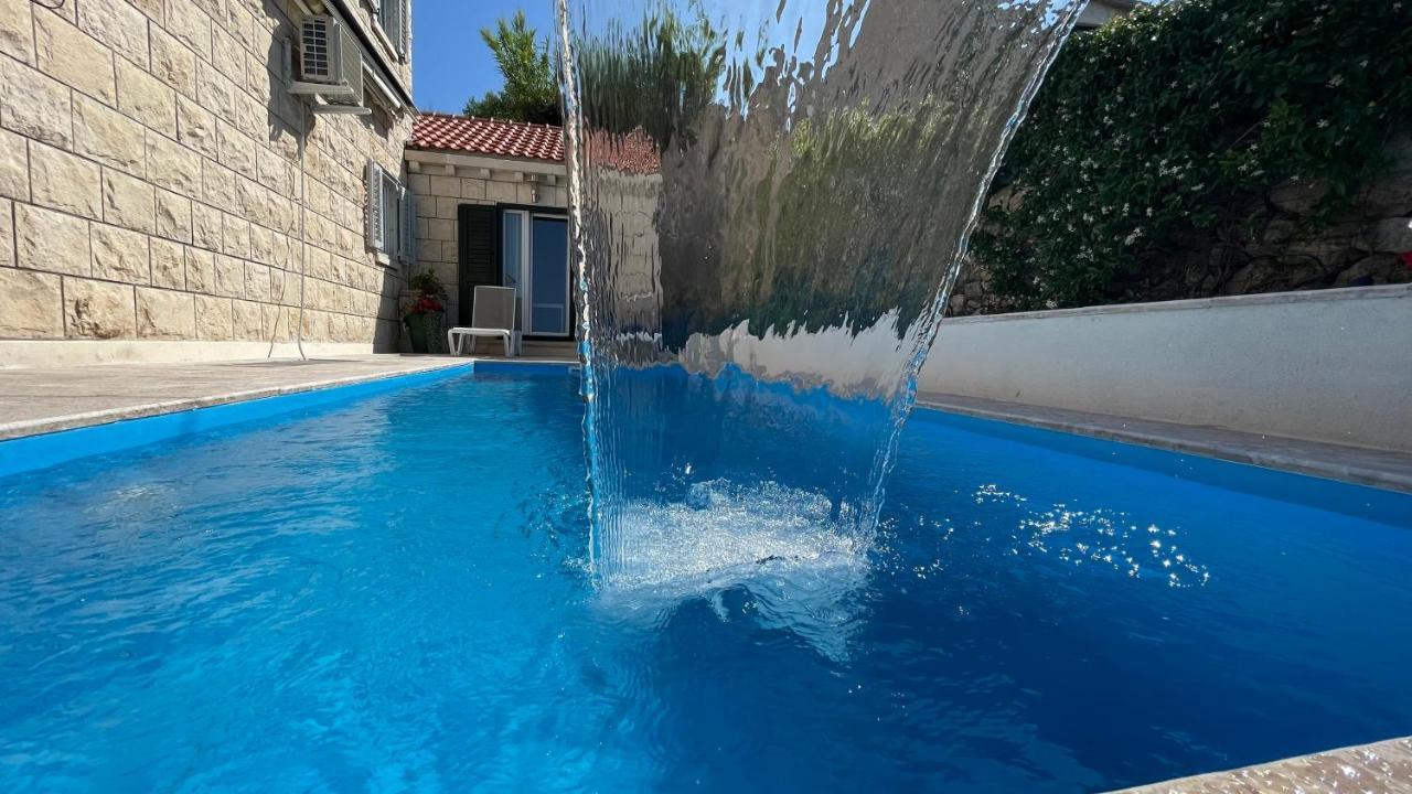 Ardura - Island **** Bol. Island Brac Apartament Bol